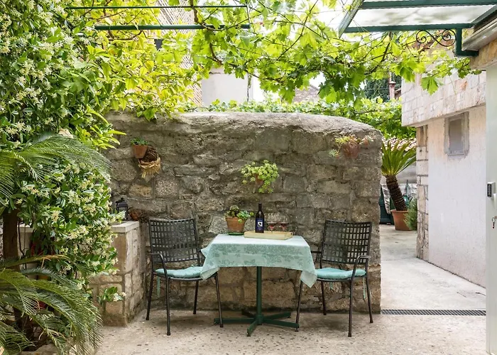 Luxury Silvana With Beautiful Garden Split