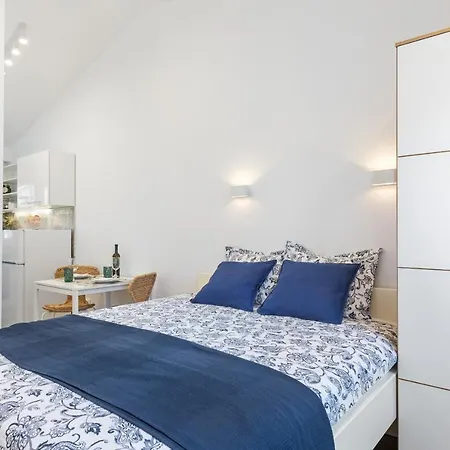 Luxury Silvana With Beautiful Garden Vendégház 3*