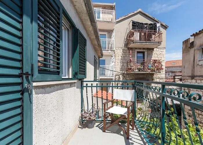 Pensión Luxury Silvana With Beautiful Garden 3*