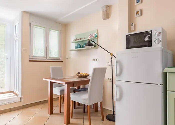 Pensión Luxury Silvana With Beautiful Garden Split