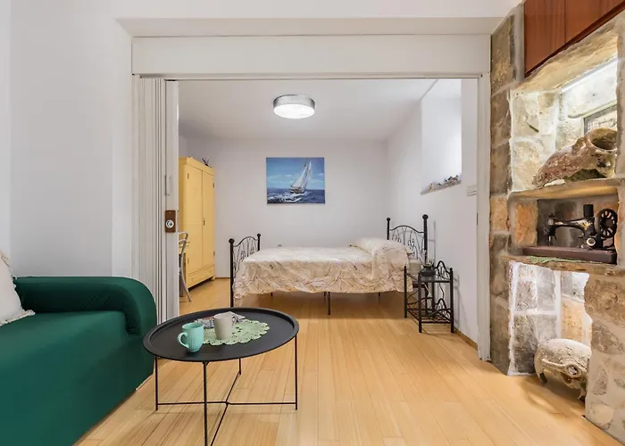 Pensión Luxury Silvana With Beautiful Garden Split